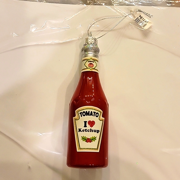 Other - I love ketchup ornament